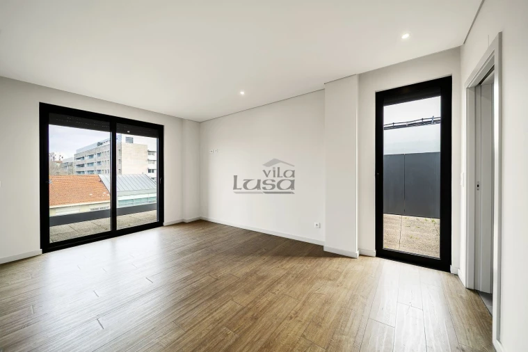 Apartamento T4 para Venda em Cedofeita, Santo Ildefonso, Sé, Miragaia, São Nicolau e Vitória Foto 25