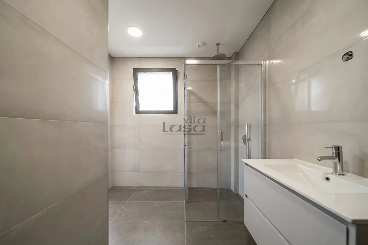 Apartamento T4 para Venda em Cedofeita, Santo Ildefonso, Sé, Miragaia, São Nicolau e Vitória Foto 29