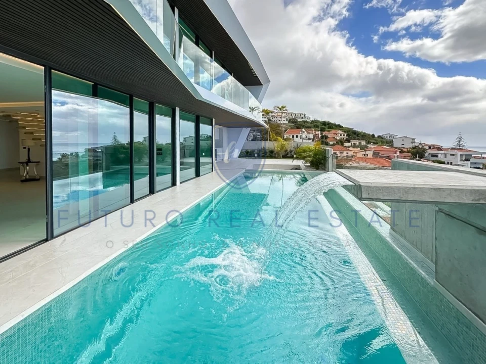 Moradia T4 para Venda em Funchal (Santa Maria Maior) Foto 35