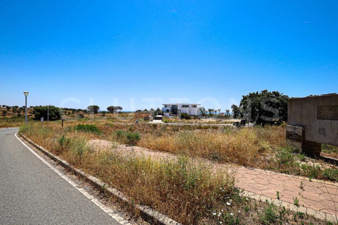 Terreno P/ Prédio para Venda em Vila Nova de Cacela Foto 8