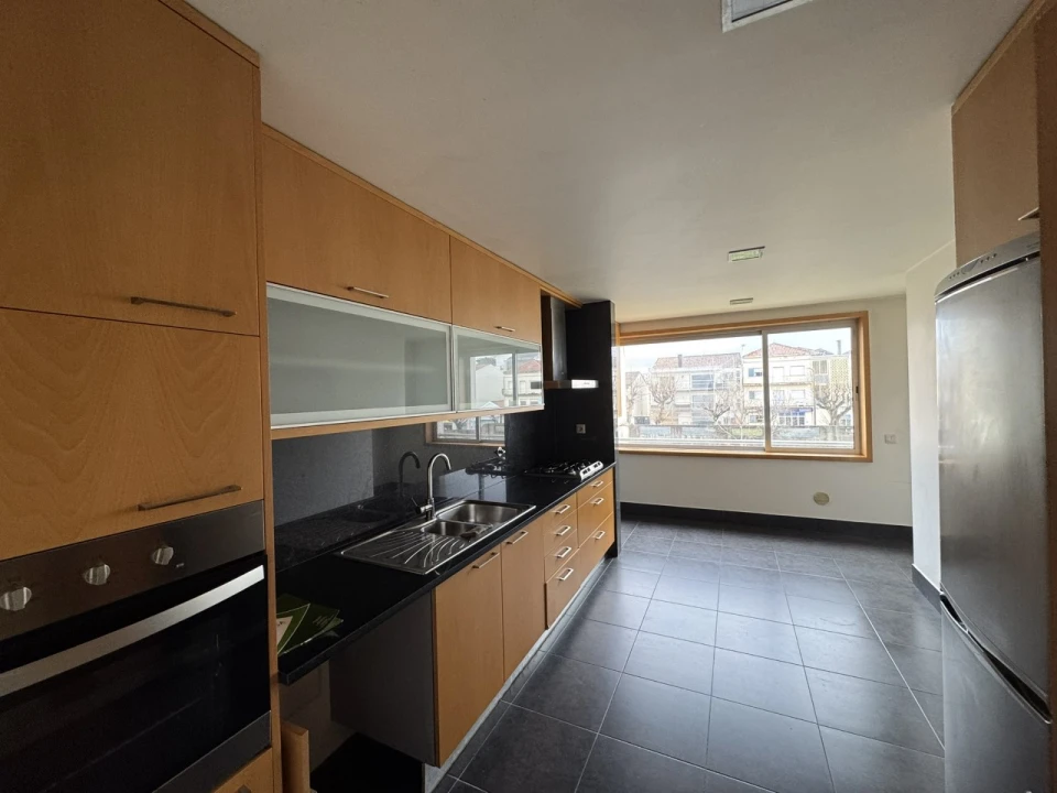 Apartamento T3 para Venda em Buarcos Foto 2