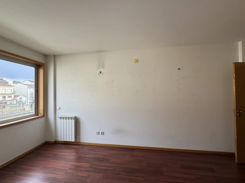 Apartamento T3 para Venda em Buarcos Foto 9