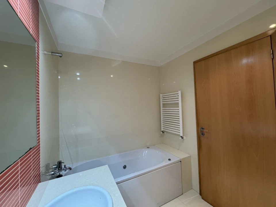 Apartamento T3 para Venda em Buarcos Foto 35