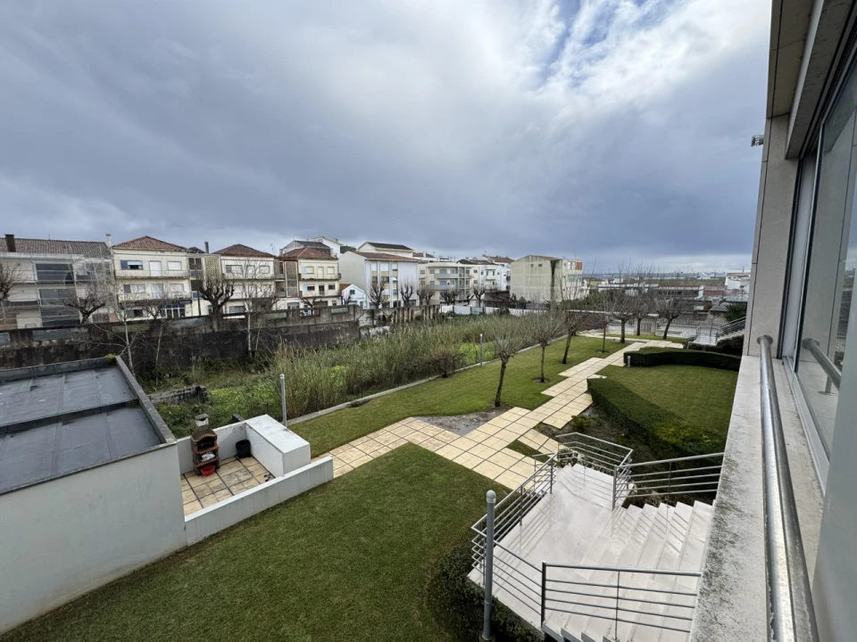 Apartamento T3 para Venda em Buarcos Foto 46