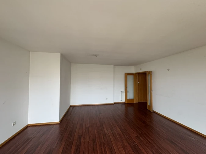 Apartamento T3 para Venda em Buarcos Foto 4