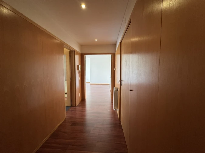 Apartamento T3 para Venda em Buarcos Foto 3