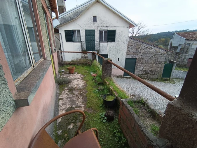 Moradia T3 para Venda em Santar e Moreira Foto 17