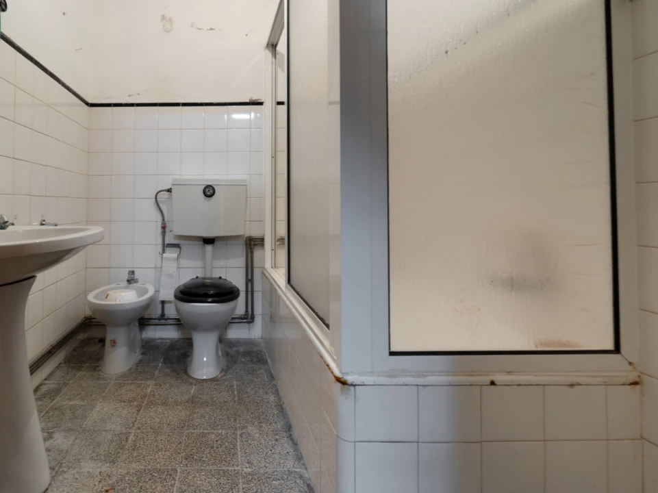 Moradia T5 para Venda em Vilamar e Corticeiro de Cima Foto 16