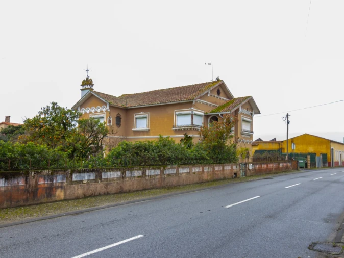 Moradia T5 para Venda em Vilamar e Corticeiro de Cima Foto 1