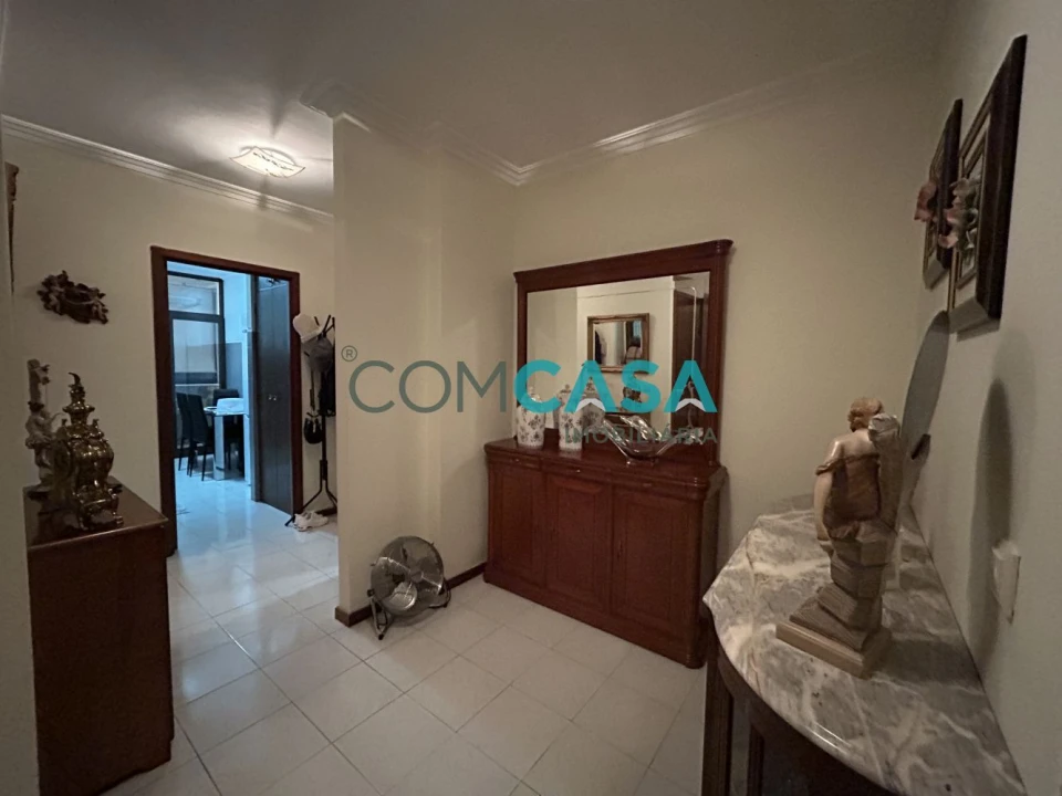 Apartamento T2 para Venda em Cidade da Maia Foto 8