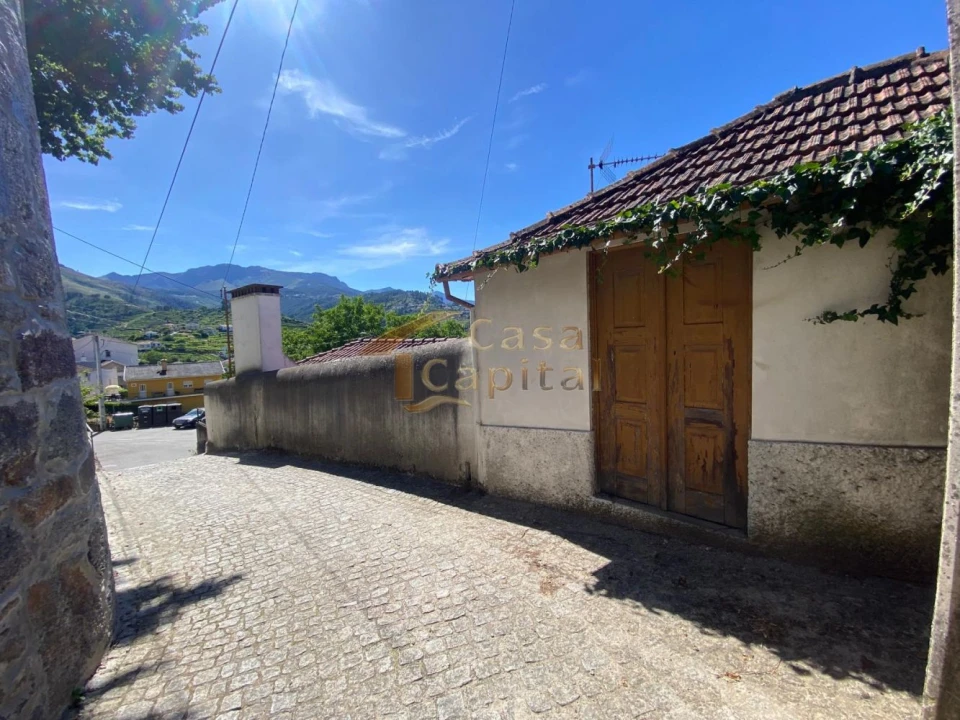 Moradia T5 para Venda em Louredo e Fornelos Foto 25