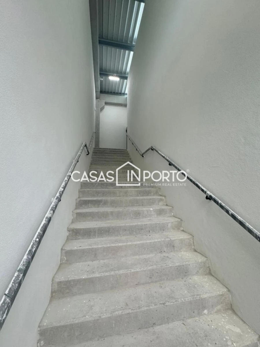 Loja para Venda em Esgueira Foto 8