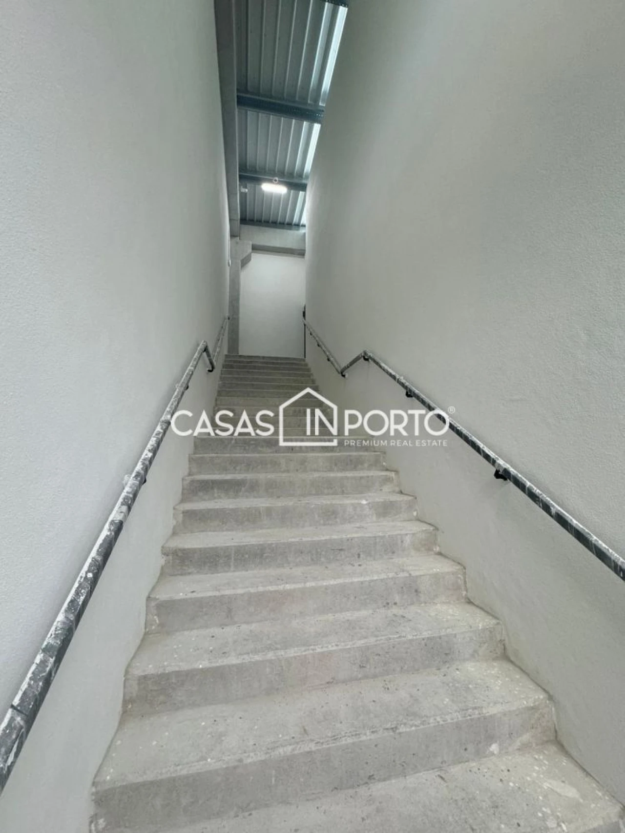 Loja para Venda em Esgueira Foto 8