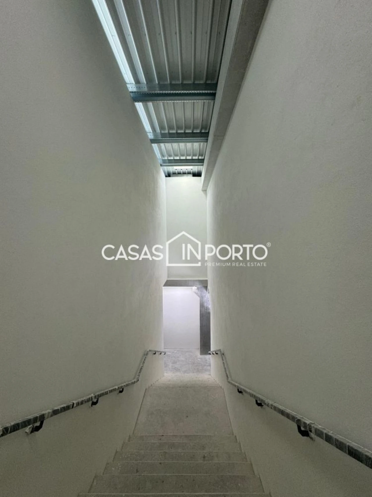 Loja para Venda em Esgueira Foto 7