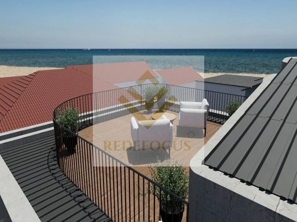 Moradia T3 para Venda em Arcozelo Foto 11