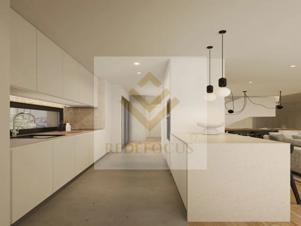 Moradia T3 para Venda em Arcozelo Foto 6