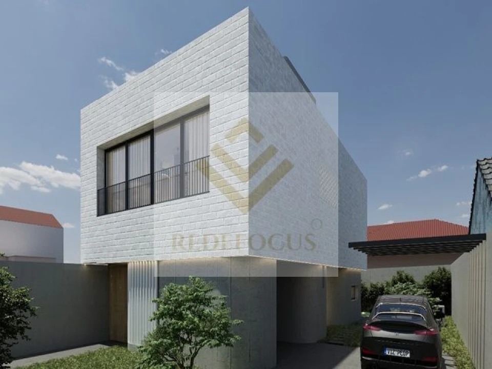 Moradia T3 para Venda em Arcozelo Foto 3