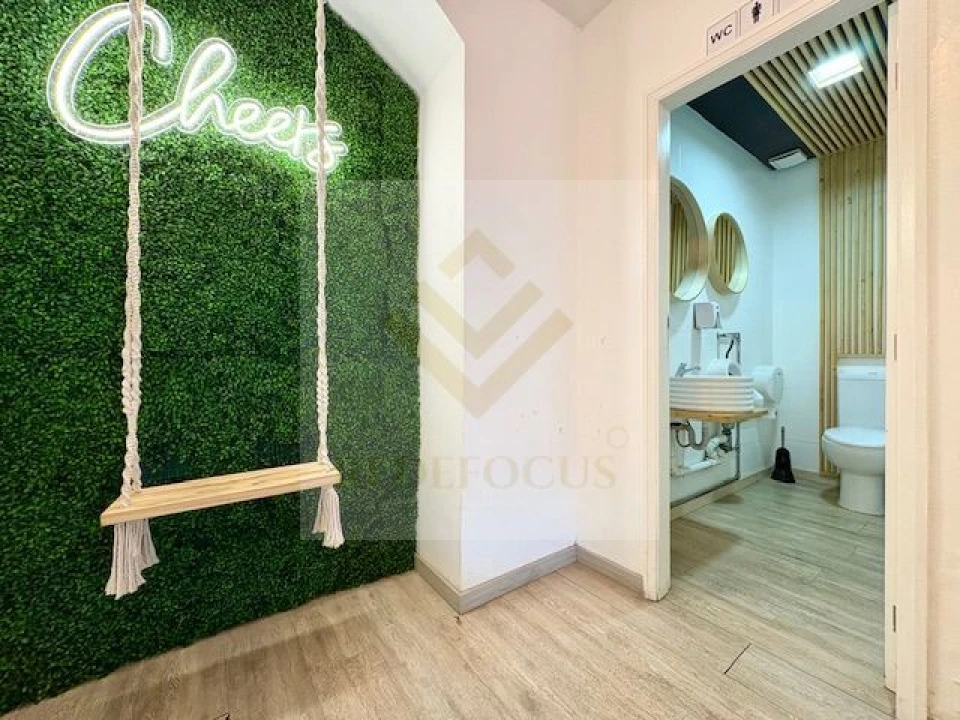 Loja para Trespasse em Santa Maria da Feira, Travanca, Sanfins e Espargo Foto 8