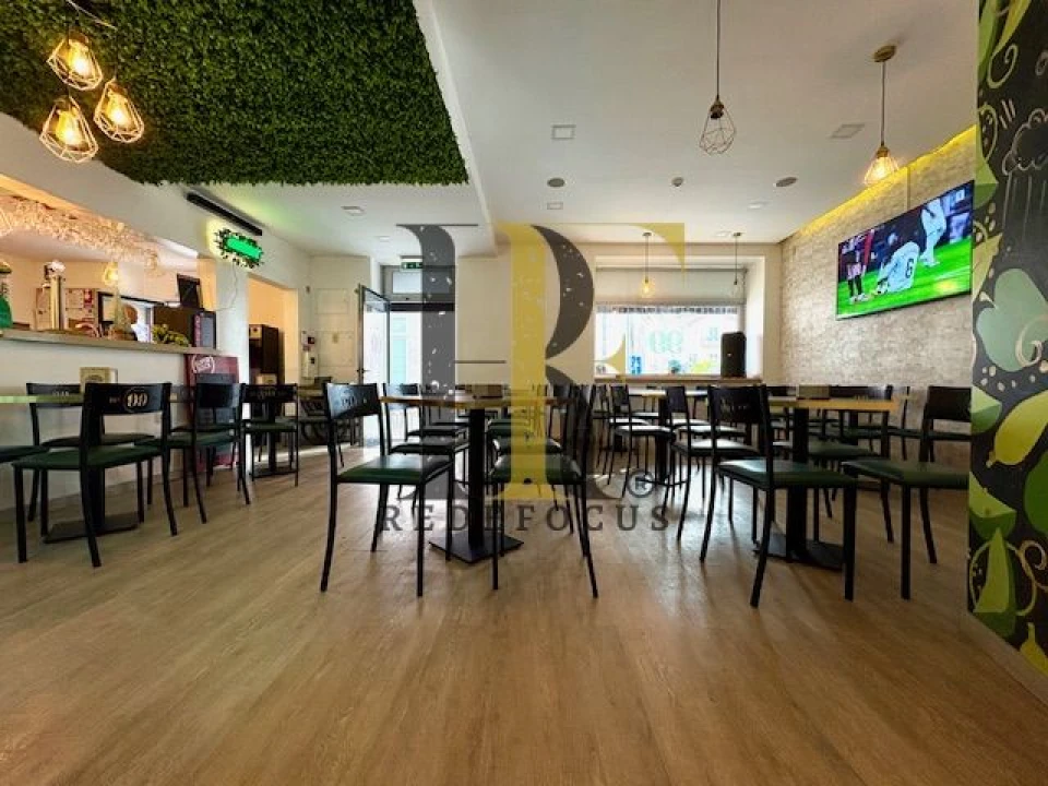 Loja para Trespasse em Santa Maria da Feira, Travanca, Sanfins e Espargo Foto 5