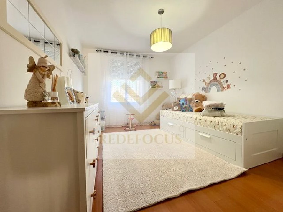 Apartamento T2 para Venda em Gulpilhares e Valadares Foto 17