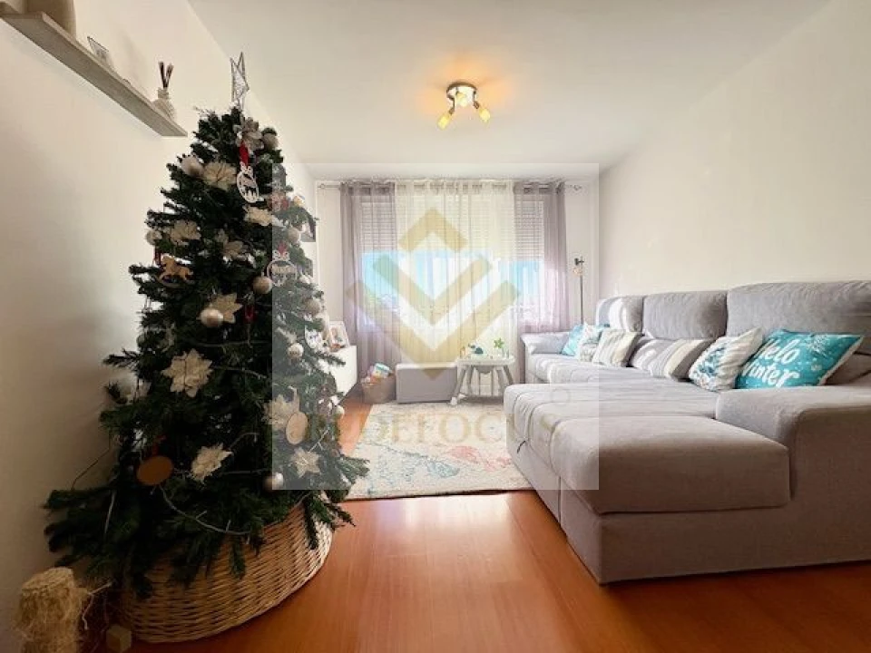 Apartamento T2 para Venda em Gulpilhares e Valadares Foto 5