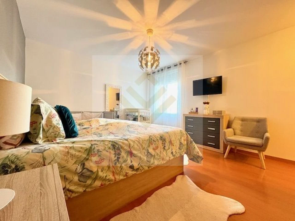 Apartamento T2 para Venda em Gulpilhares e Valadares Foto 14