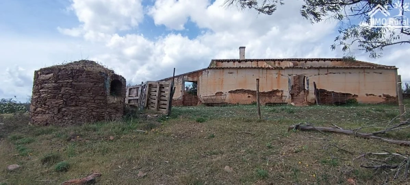 Quinta T1 para Venda em Salvada e Quintos