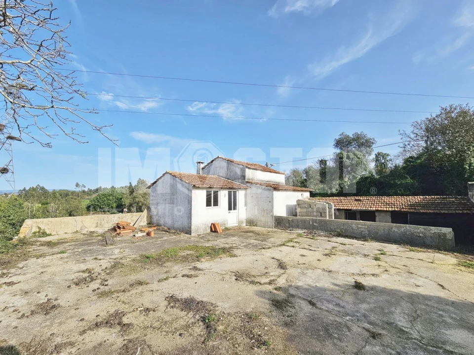 Moradia T1 para Venda em Trofa, Segadães e Lamas do Vouga Foto 1
