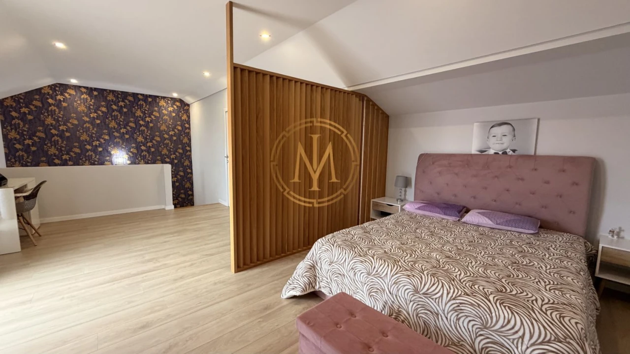 Moradia T4 para Venda em Canidelo Foto 30