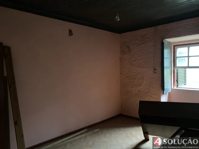 Moradia T2 para Venda em Barro Foto 11