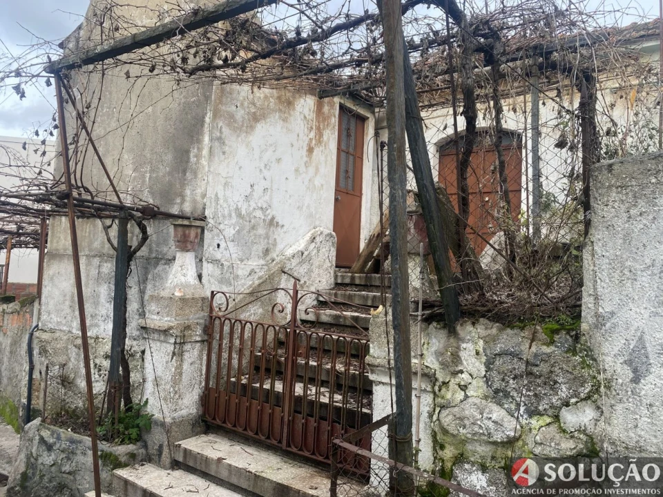 Moradia T2 para Venda em Barro Foto 7