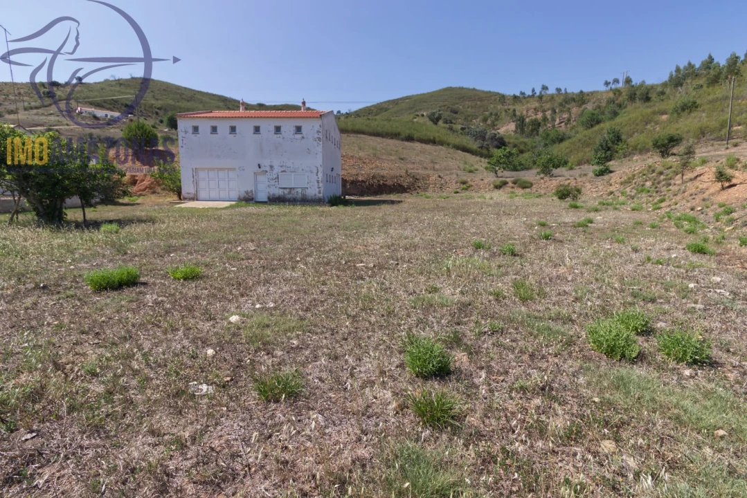 Quinta T3 para Venda em Monchique Foto 6