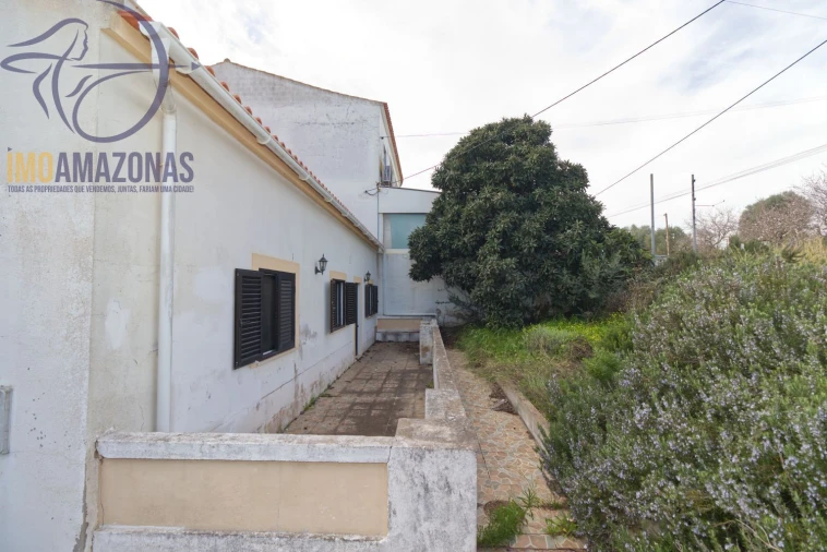 Moradia T3 para Venda em Alcantarilha e Pêra Foto 2