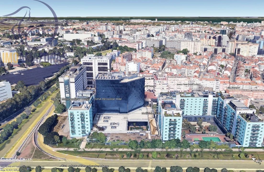 Loja para Arrendamento em Avenidas Novas Foto 2