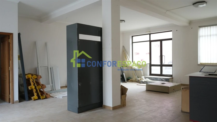 Loja para Arrendamento em Castelo Branco Foto 9