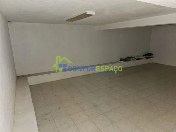Loja para Arrendamento em Castelo Branco Foto 13