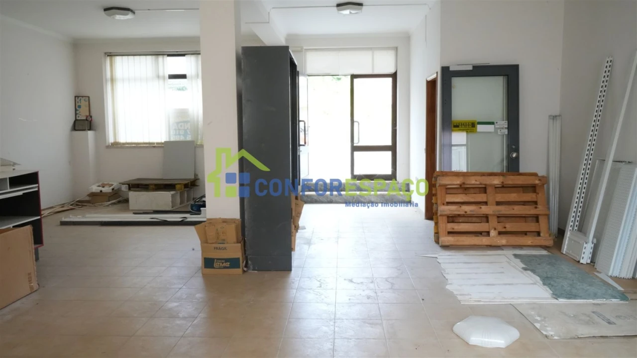 Loja para Arrendamento em Castelo Branco Foto 8