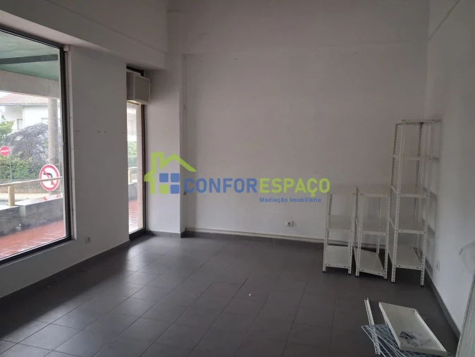 Loja para Arrendamento em Castelo Branco Foto 1