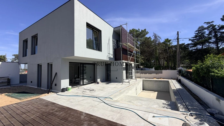Moradia T4 para Venda em Charneca de Caparica e Sobreda Foto 11