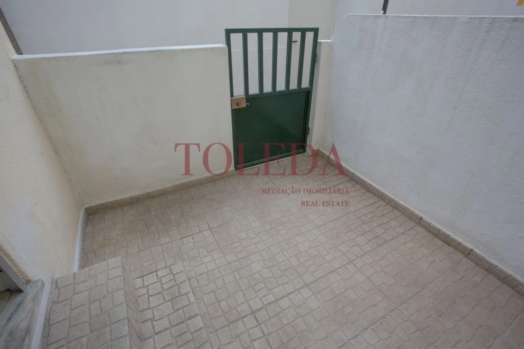 Apartamento T2 para Venda em Nossa Sra de Fatima Foto 20