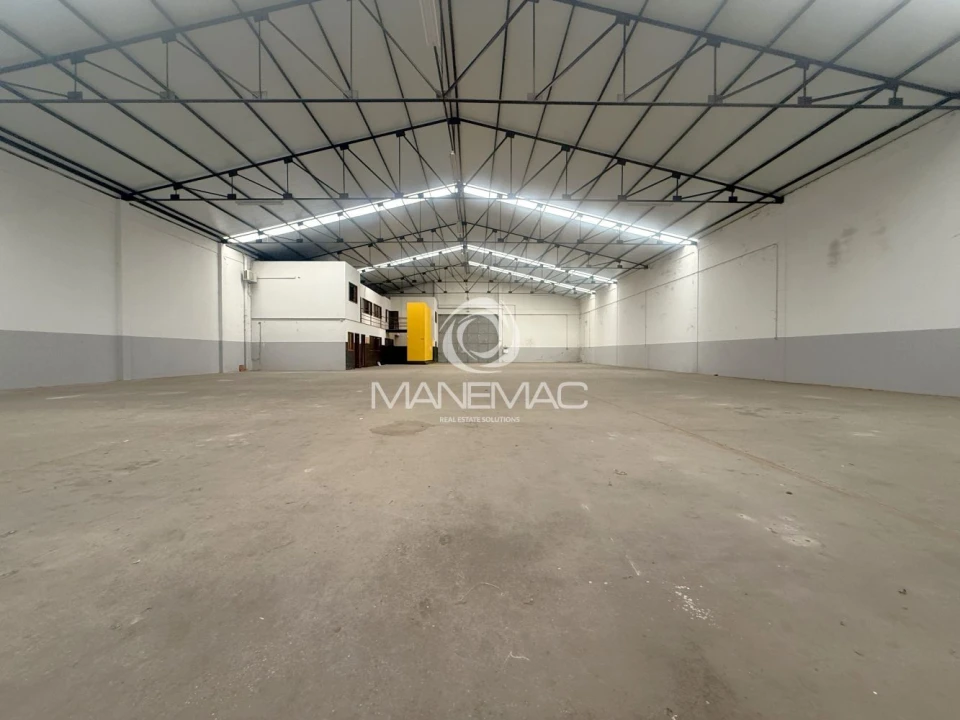 Loja para Arrendamento em Perafita, Lavra e Santa Cruz do Bispo Foto 2