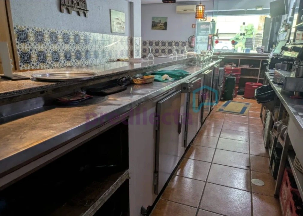 Loja para Trespasse em Paranhos Foto 7