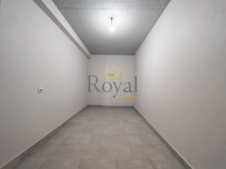 Moradia T3 para Venda em Salir de Matos Foto 23