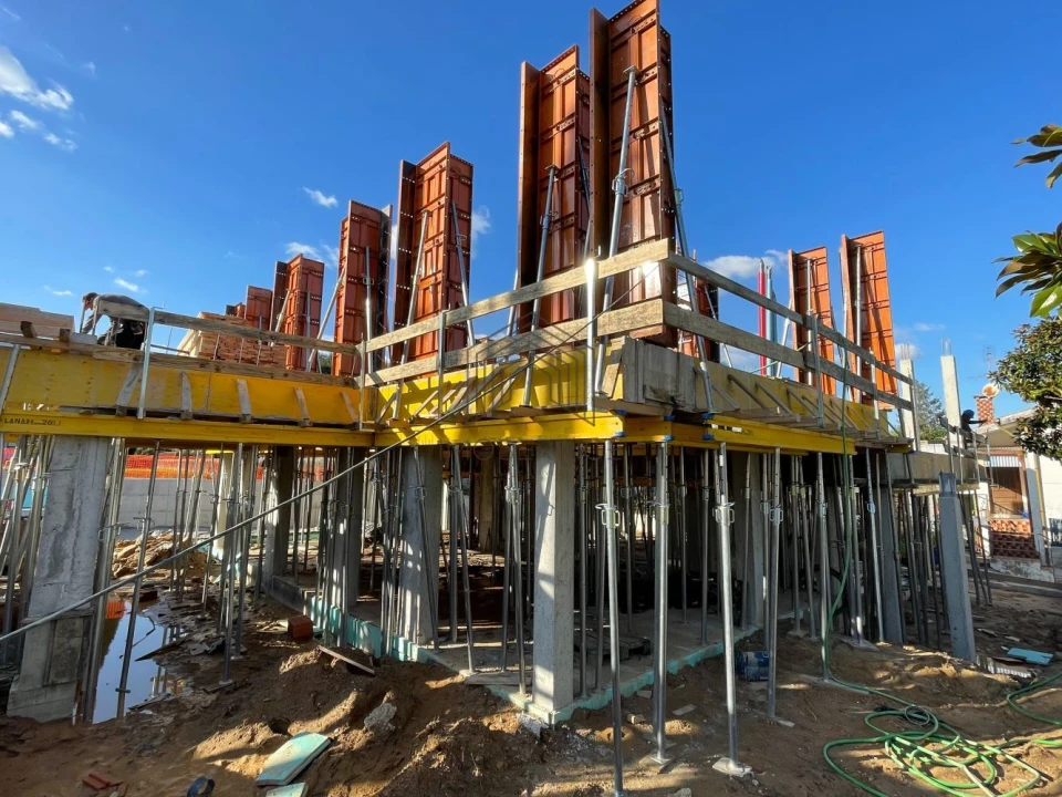 Moradia T3 para Venda em Paços de Brandão Foto 6