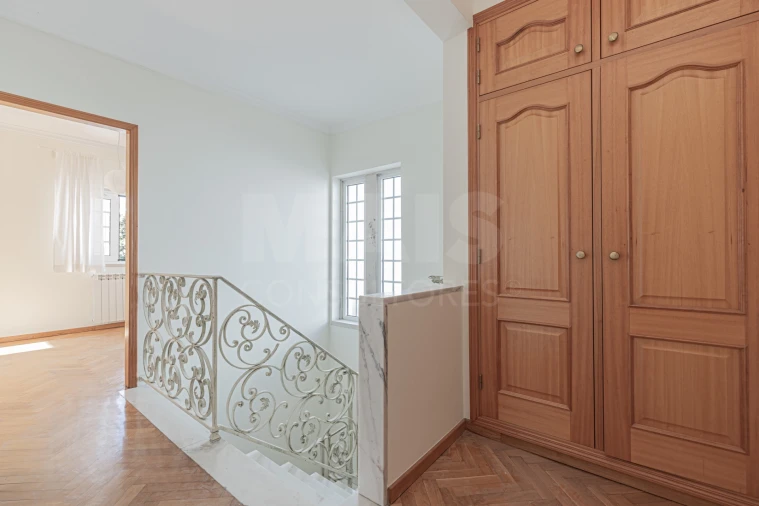 Moradia T4 para Arrendamento em Oeiras e São Julião da Barra, Paço de Arcos e Caxias Foto 12