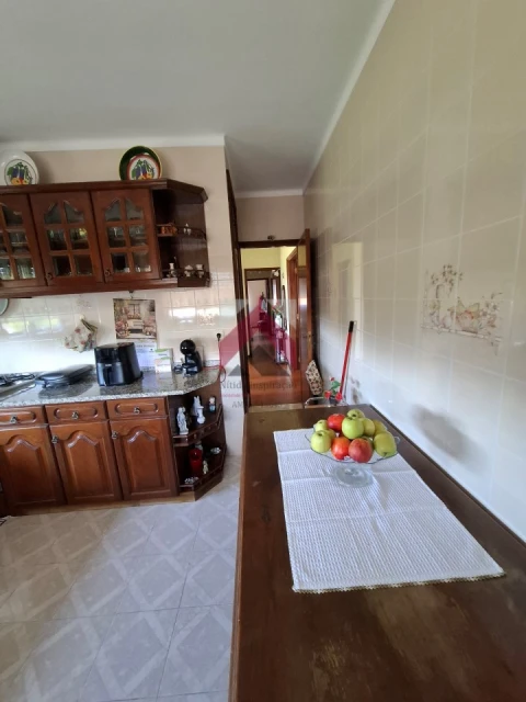 Moradia T3 para Venda em Oliveirinha