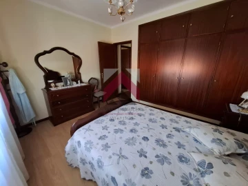 Moradia T3 para Venda em Oliveirinha