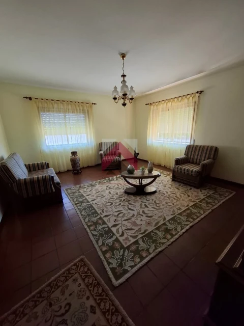 Moradia T3 para Venda em Oliveirinha