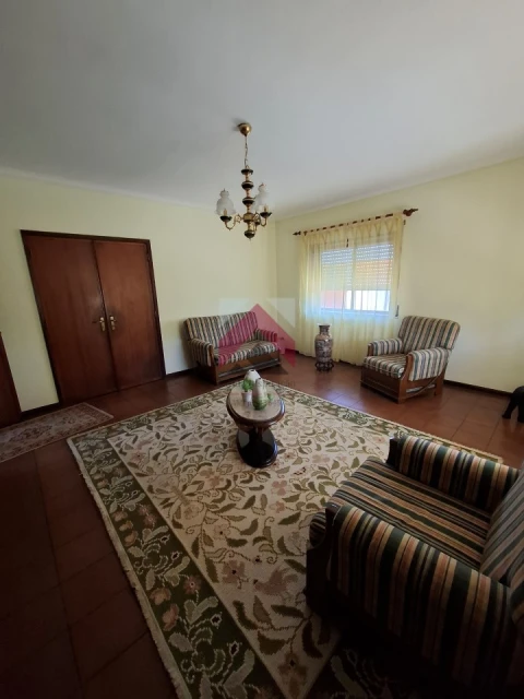 Moradia T3 para Venda em Oliveirinha