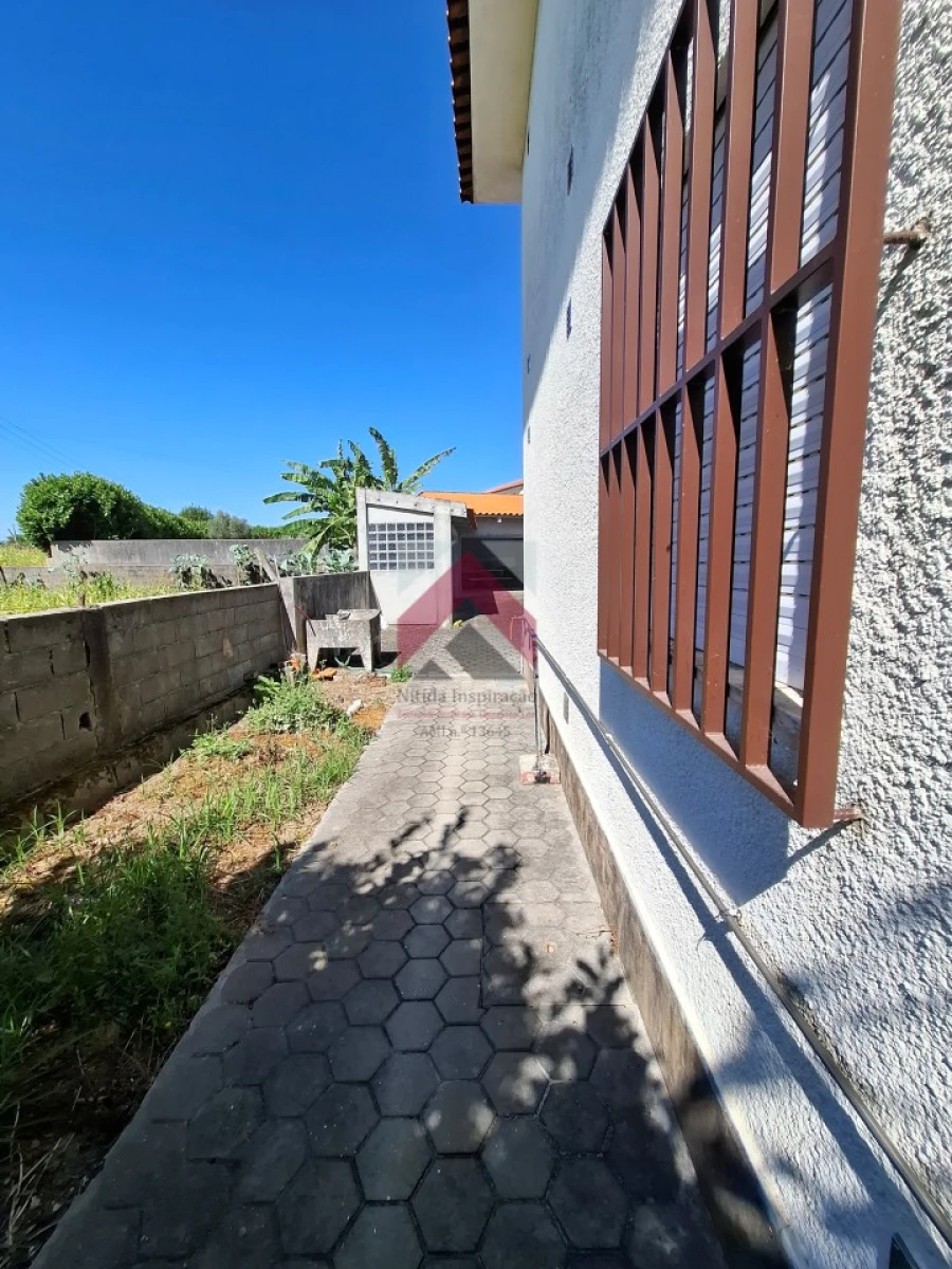 Moradia T3 para Venda em Oliveirinha Foto 81